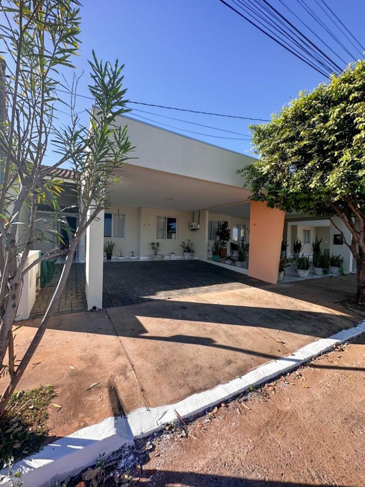 Casa em Condomínio - Venda - Petrópolis - Várzea Grande - MT