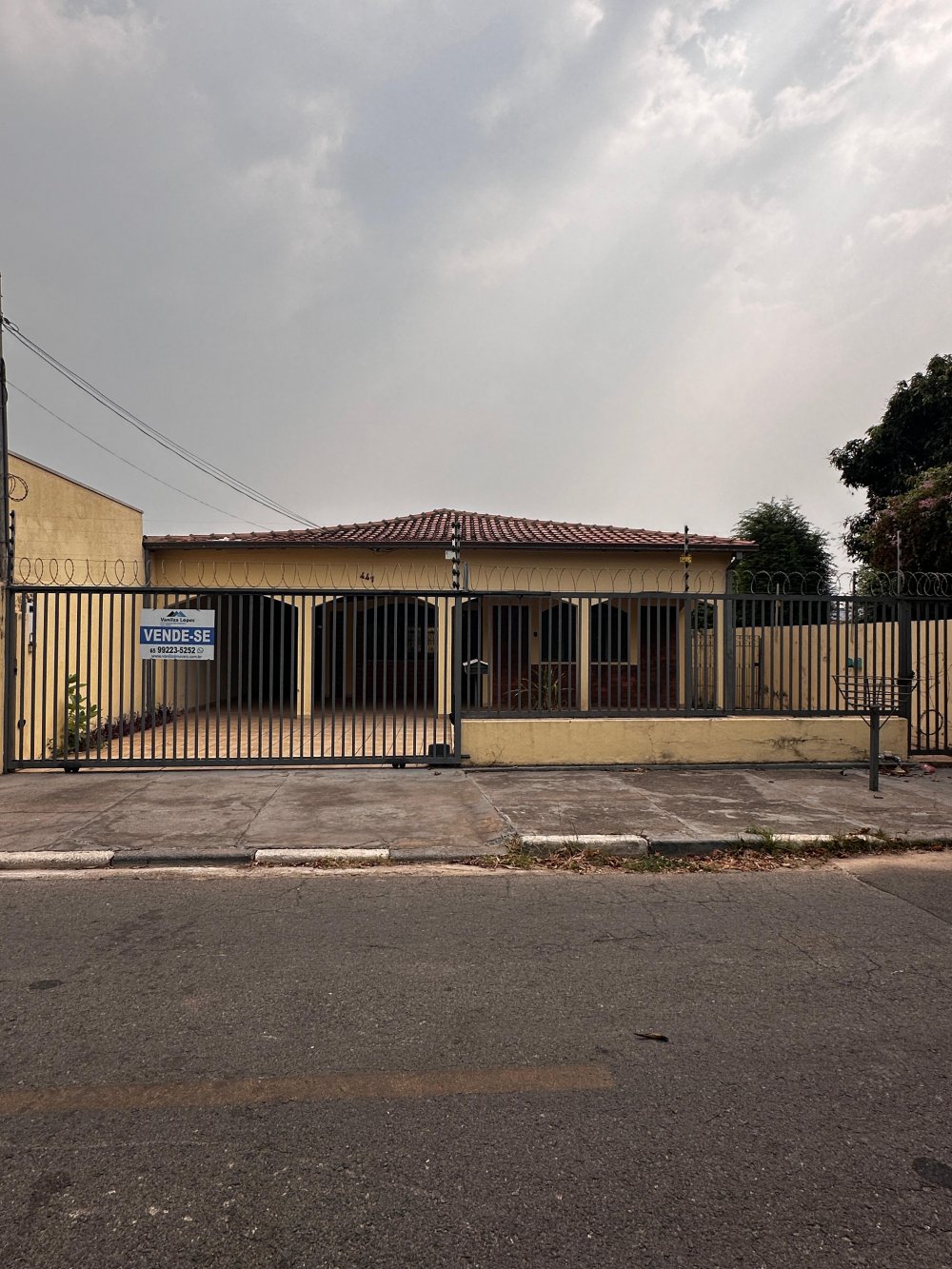 Casa - Venda - Jardim Independência - Cuiabá - MT