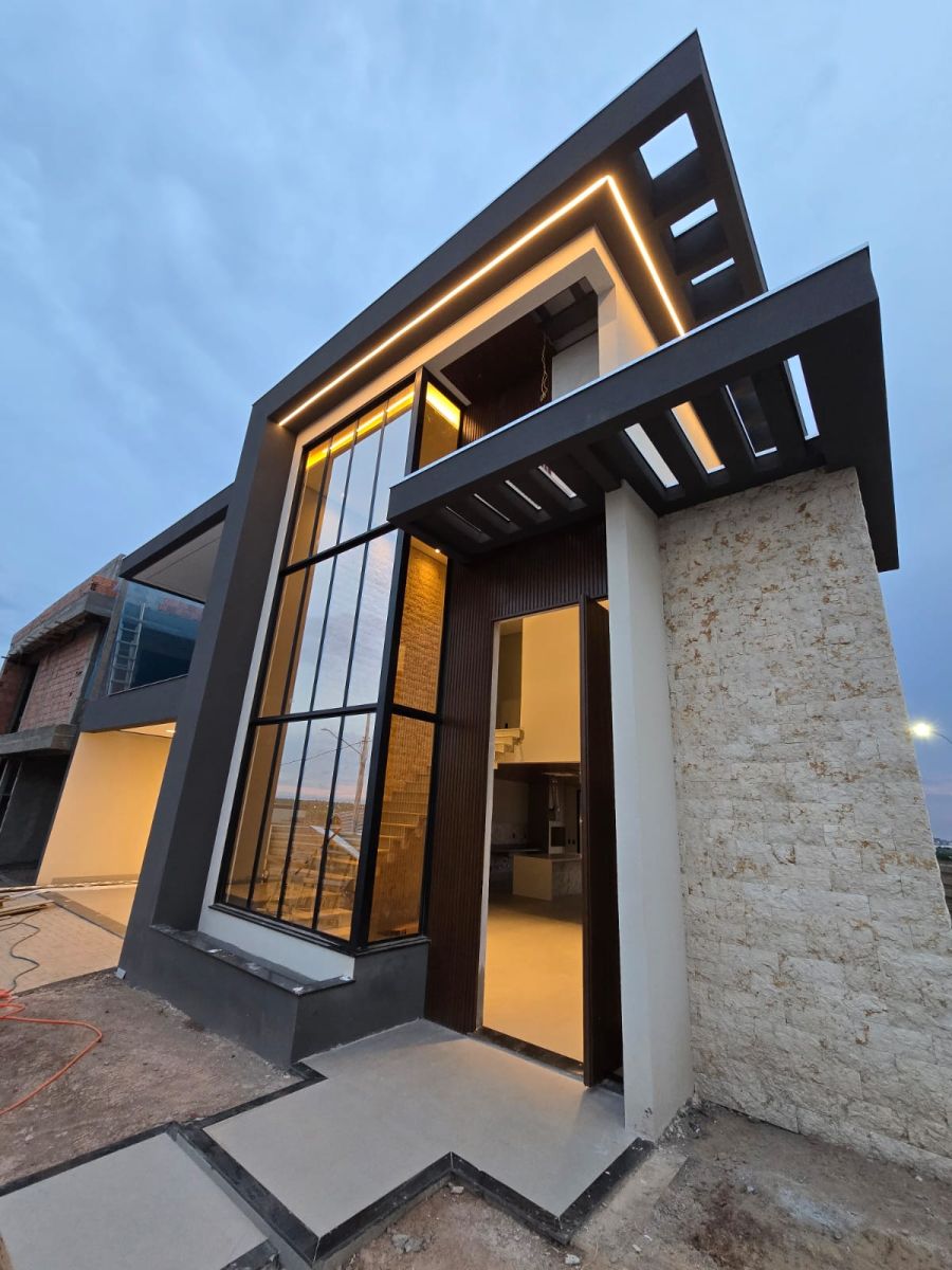 Casa Alto Padrão - Venda - Ribeirão do Lipa - Cuiabá - MT